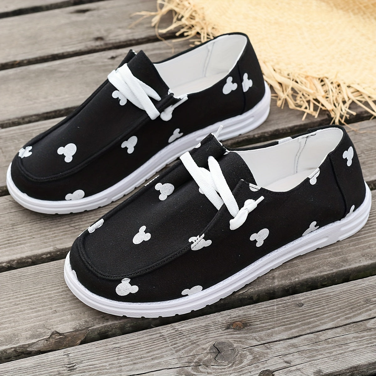 Women's Cartoon Print Canvas Shoes, Lightweight Low Top Lace Up Shoes, Women's Comfy Walking Shoes