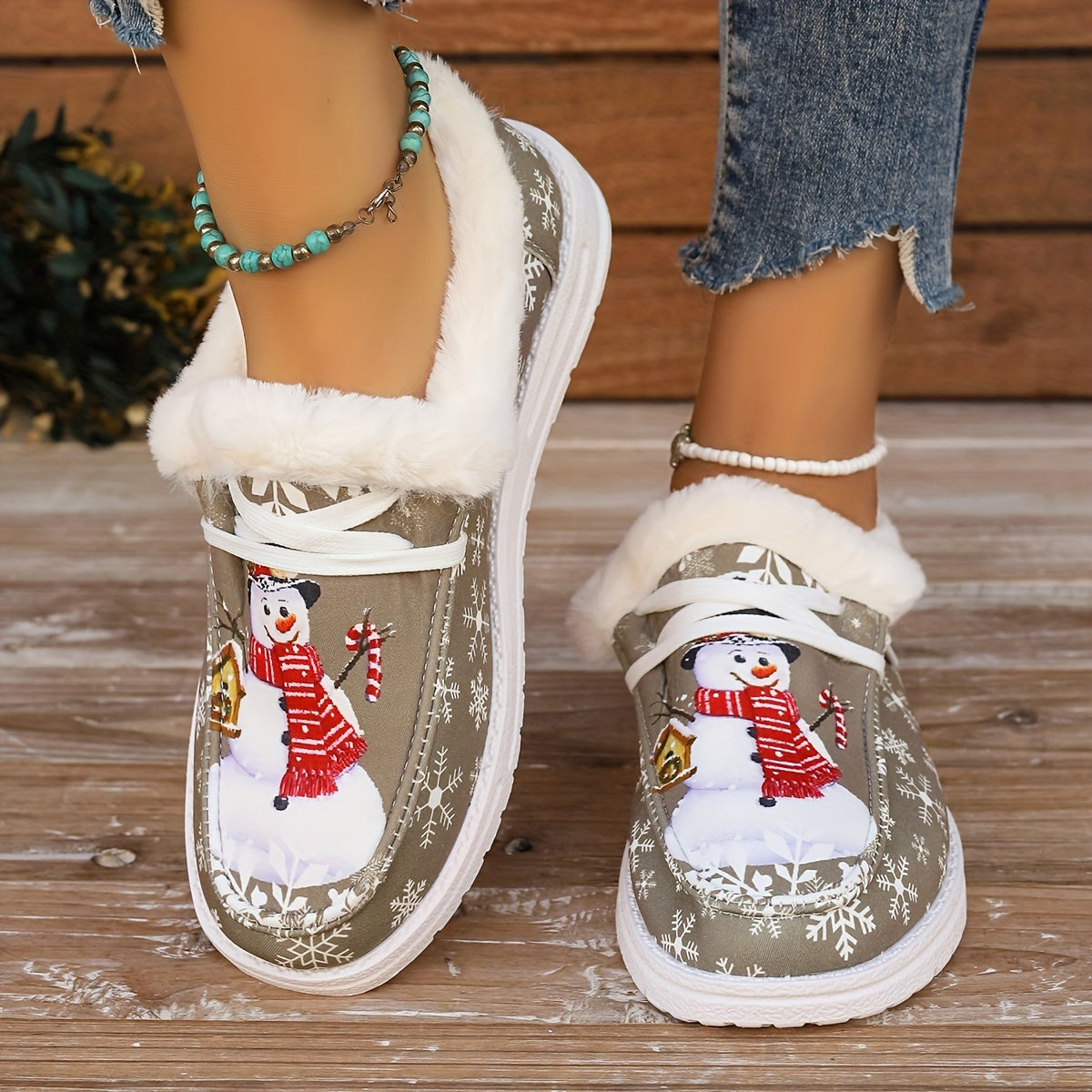 Women's Snowman Pattern Canvas Shoes, Casual Lace Up Outdoor Shoes, Lightweight Low Top Plush Lined Christmas Sneakers