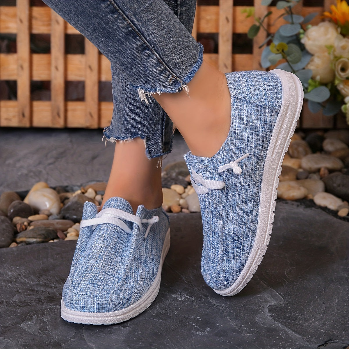 Women's Solid Color Canvas Shoes, Casual Lace Up Outdoor Shoes, Lightweight Low Top Walking Shoes