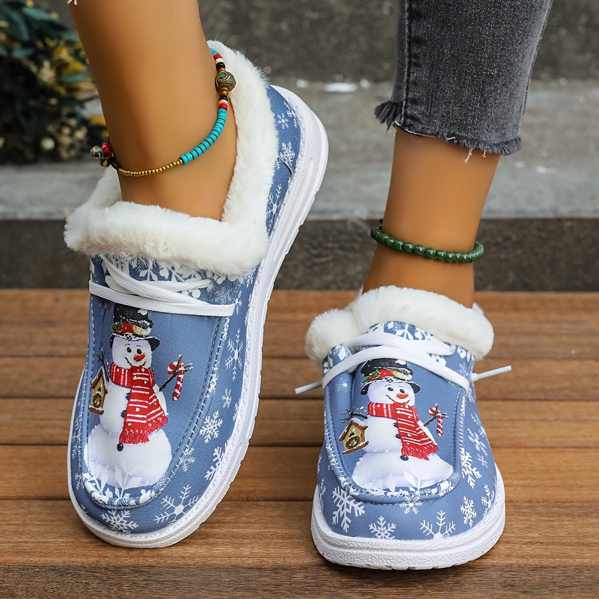 Women's Snowman Pattern Canvas Shoes, Casual Lace Up Outdoor Shoes, Lightweight Low Top Plush Lined Christmas Sneakers