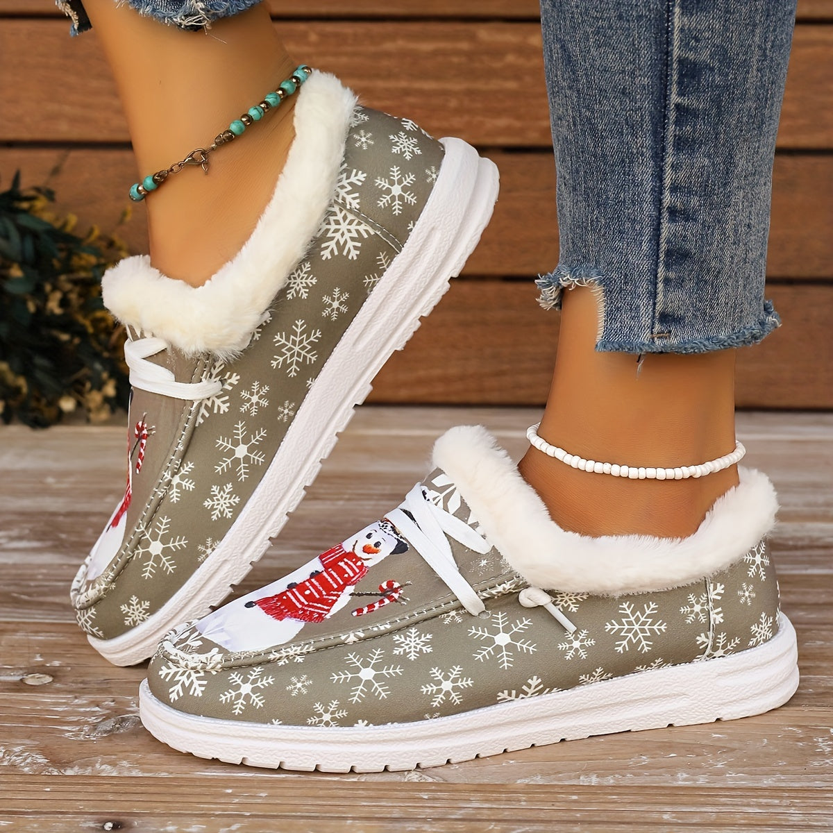 Women's Snowman Pattern Canvas Shoes, Casual Lace Up Outdoor Shoes, Lightweight Low Top Plush Lined Christmas Sneakers