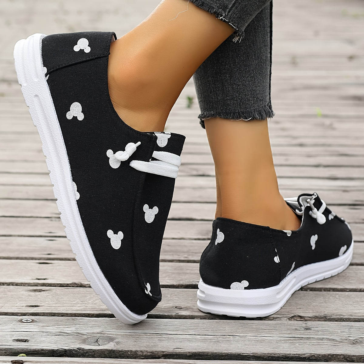 Women's Cartoon Print Canvas Shoes, Lightweight Low Top Lace Up Shoes, Women's Comfy Walking Shoes